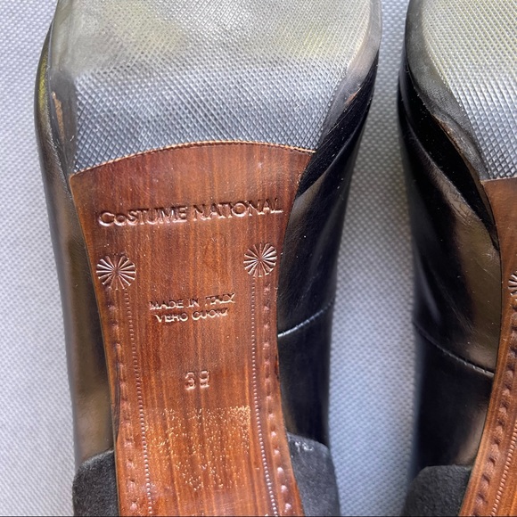 CoSTUME NATIONAL Pumps, leather and suede - Picture 6 of 8